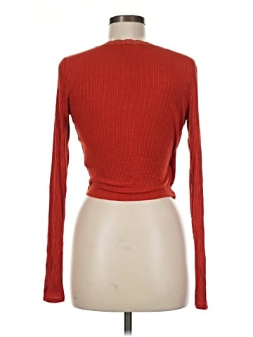 Urban Outfitters Long Sleeve T-Shirt (view 2)