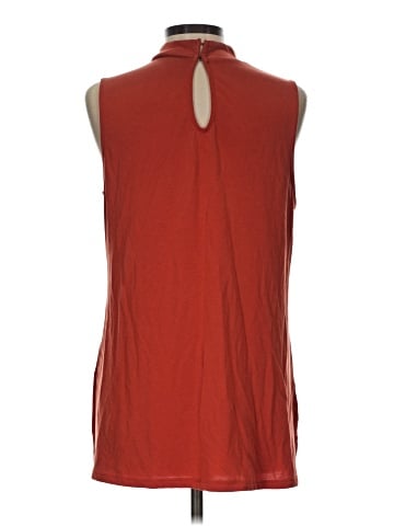 Versona Sleeveless T-Shirt (view 2)