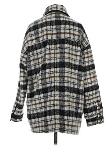 Universal Thread Coat (view 2)