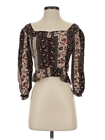 American Eagle Outfitters 3/4 Sleeve Blouse (view 1)