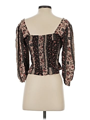 American Eagle Outfitters 3/4 Sleeve Blouse (view 2)