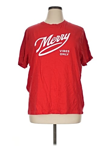 Old Navy Short Sleeve T-Shirt (view 1)