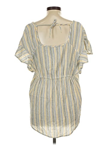 Sonoma Goods for Life Short Sleeve Blouse (view 2)