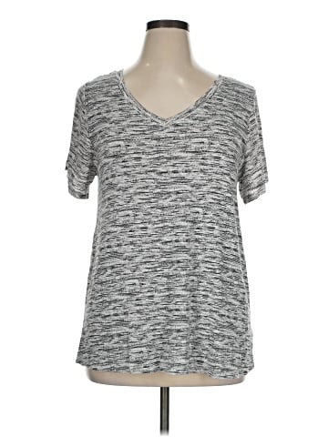 Lularoe Short Sleeve T-Shirt (view 1)
