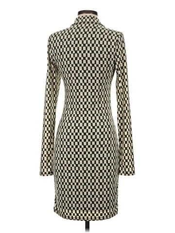 Abercrombie & Fitch Casual Dress (view 2)