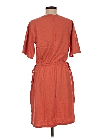 Old Navy Casual Dress (view 2)