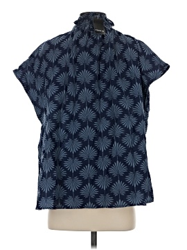 Belle Isle by Torrid Short Sleeve Blouse (view 2)