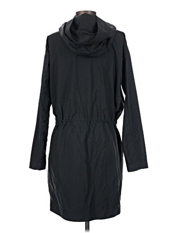 Everlane Raincoat (view 2)