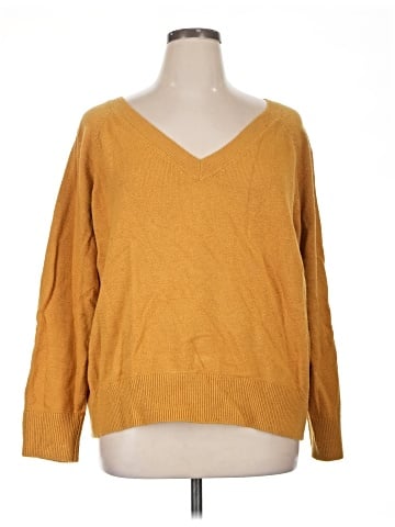 Old Navy Pullover Sweater (view 1)