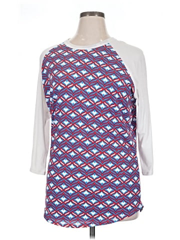 Lularoe 3/4 Sleeve T-Shirt (view 1)