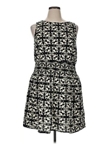 Universal Thread Cocktail Dress (view 1)