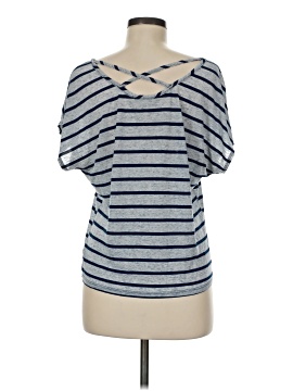 Forever 21 Short Sleeve T-Shirt (view 2)