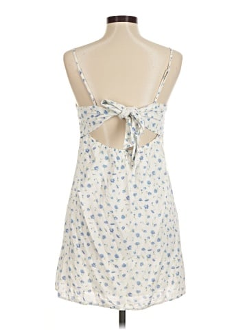 American Eagle Outfitters Casual Dress (view 2)
