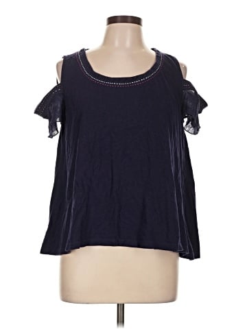 Akemi + Kin Sleeveless T-Shirt (view 1)