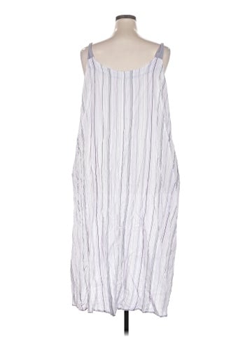 Simply Vera Vera Wang Casual Dress (view 2)