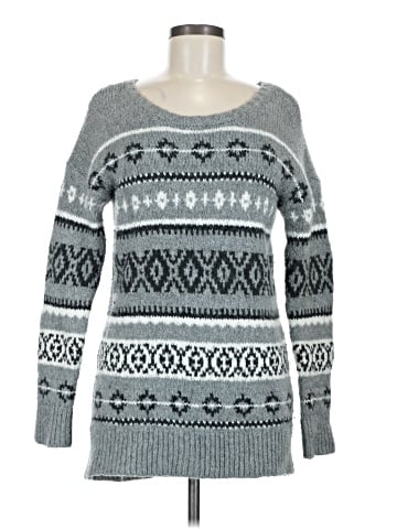 American Eagle Outfitters Pullover Sweater (view 1)