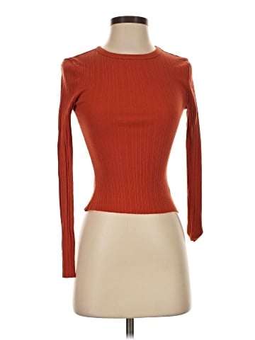 Urban Outfitters Long Sleeve T-Shirt (view 1)