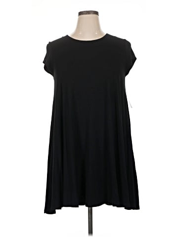 Karen Kane Casual Dress (view 1)