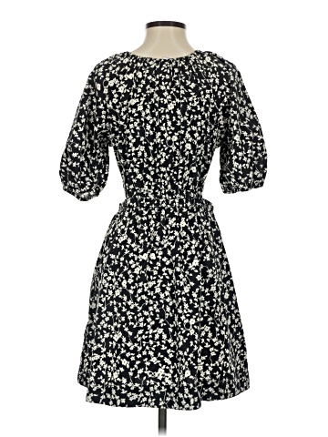 Old Navy Casual Dress (view 2)