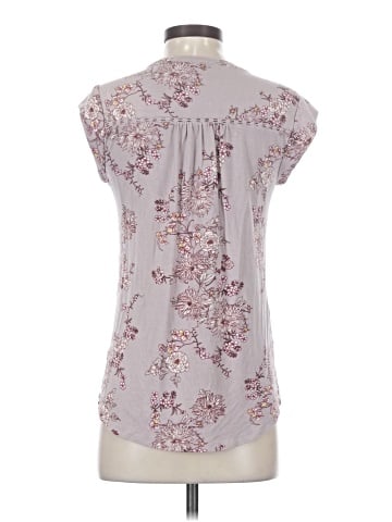 Daniel Rainn Sleeveless T-Shirt (view 2)