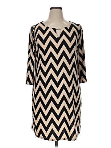 Tacera Casual Dress (view 1)