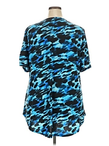 Lularoe Short Sleeve T-Shirt (view 2)