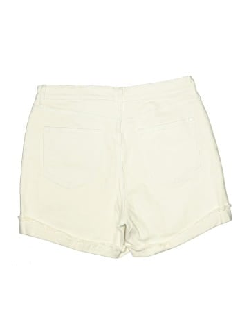 Jennifer Lopez Khaki Shorts (view 2)