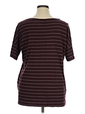 Old Navy Short Sleeve T-Shirt (view 2)