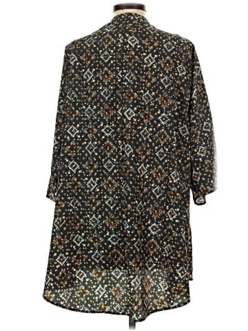 Lularoe Kimono (view 2)