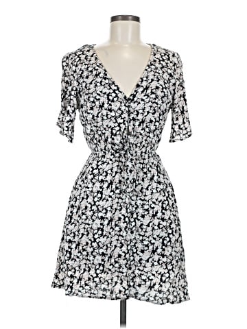 Abercrombie & Fitch Casual Dress (view 1)