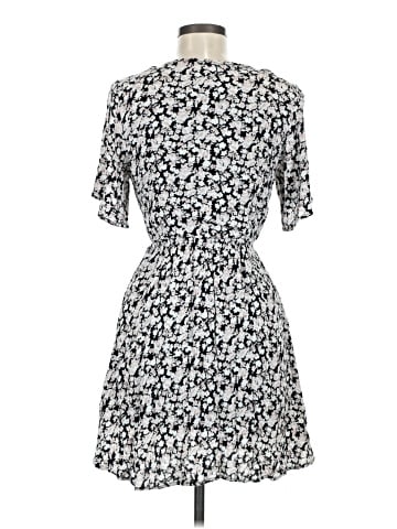 Abercrombie & Fitch Casual Dress (view 2)
