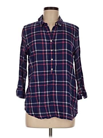 Gap Outlet 3/4 Sleeve Button-Down Shirt (view 1)