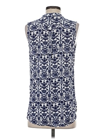 Fun2Fun Sleeveless Button-Down Shirt (view 2)