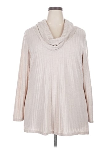 BLOOMCHIC Pullover Sweater (view 1)
