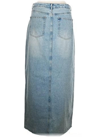 Shoedazzle Denim Skirt (view 2)