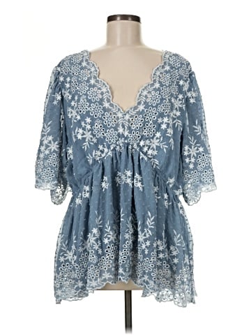 Arula 3/4 Sleeve Blouse (view 1)