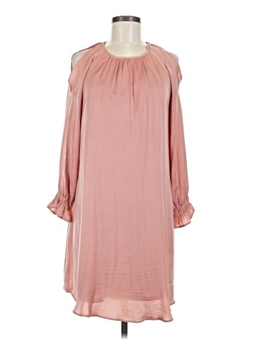 Old Navy Casual Dress (view 1)