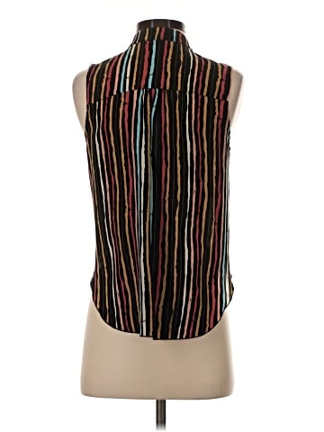 Verty Sleeveless Button-Down Shirt (view 2)