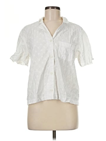 American Eagle Outfitters Short Sleeve T-Shirt (view 1)