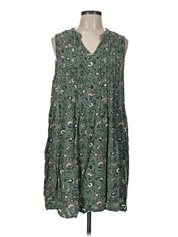 Old Navy Casual Dress (view 1)