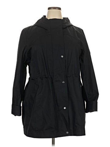 Hunter Raincoat (view 1)