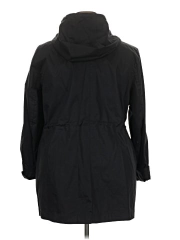 Hunter Raincoat (view 2)