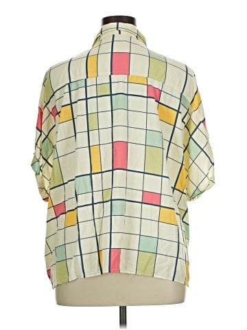 Lularoe Short Sleeve Blouse (view 2)