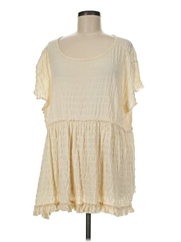 Urban Outfitters Casual Dress (view 1)
