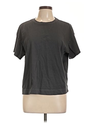 Old Navy Short Sleeve T-Shirt (view 1)