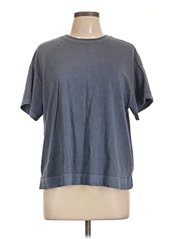 Old Navy Short Sleeve T-Shirt (view 1)