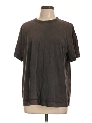 Old Navy Short Sleeve T-Shirt (view 1)