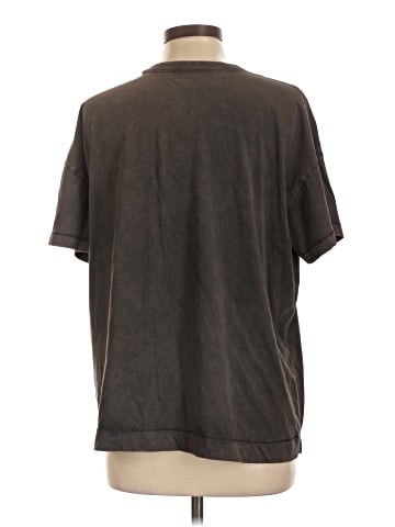 Old Navy Short Sleeve T-Shirt (view 2)