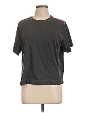 Old Navy Short Sleeve T-Shirt (view 1)