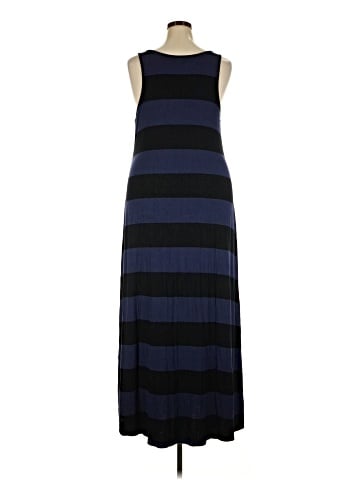 Old Navy Casual Dress (view 2)
